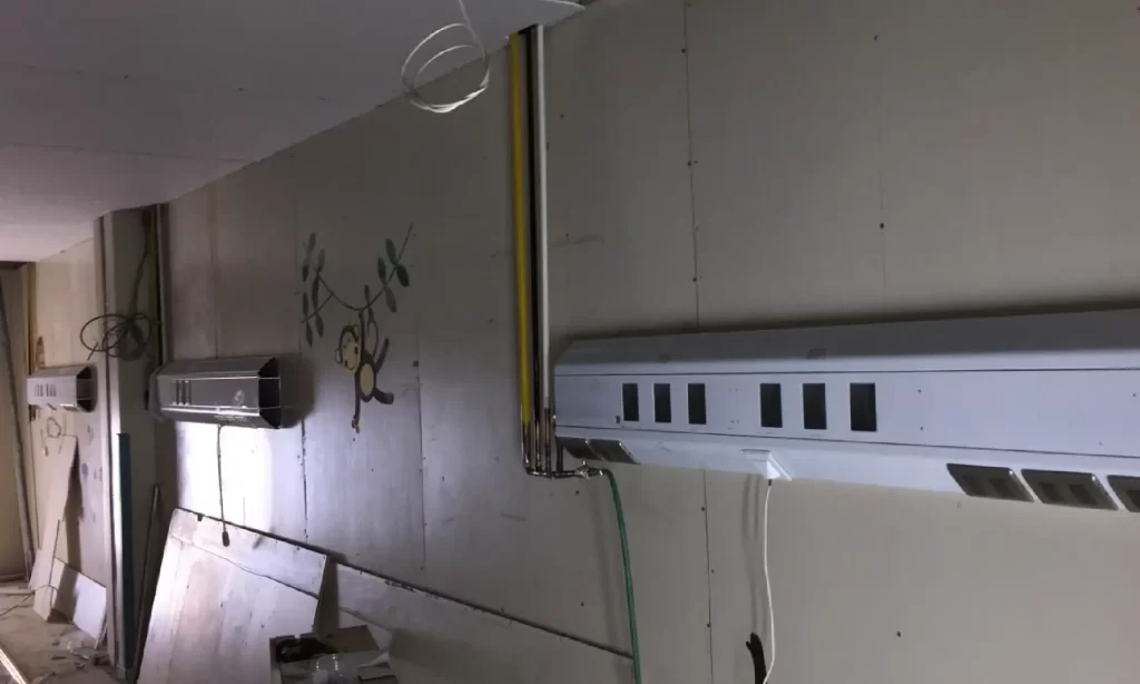 Habitación pediatría hospital Curicó